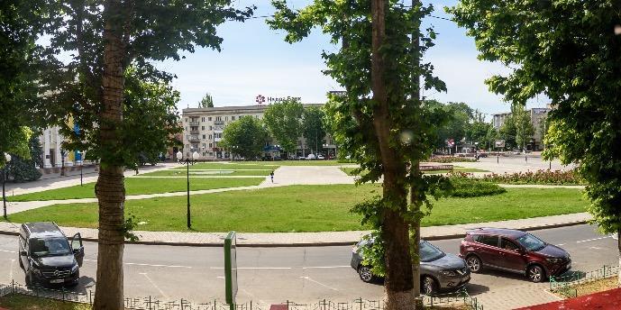 White House 2021 Very Center Kherson Exterior photo